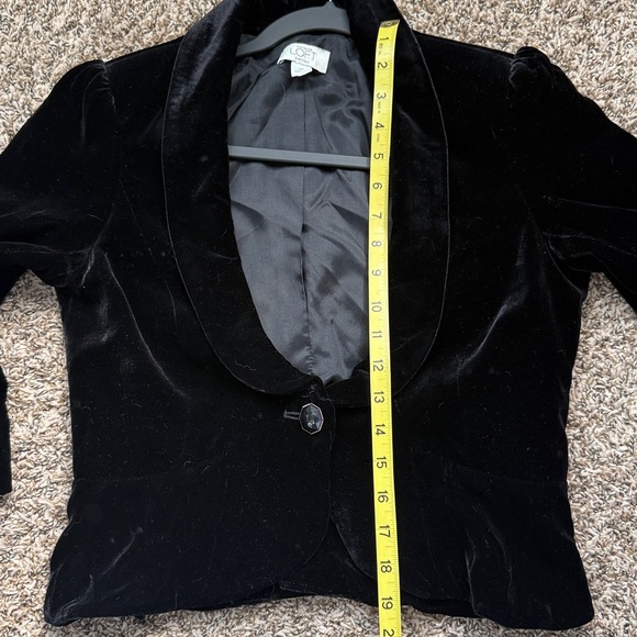 Black Velvet blazer - Picture 7 of 7